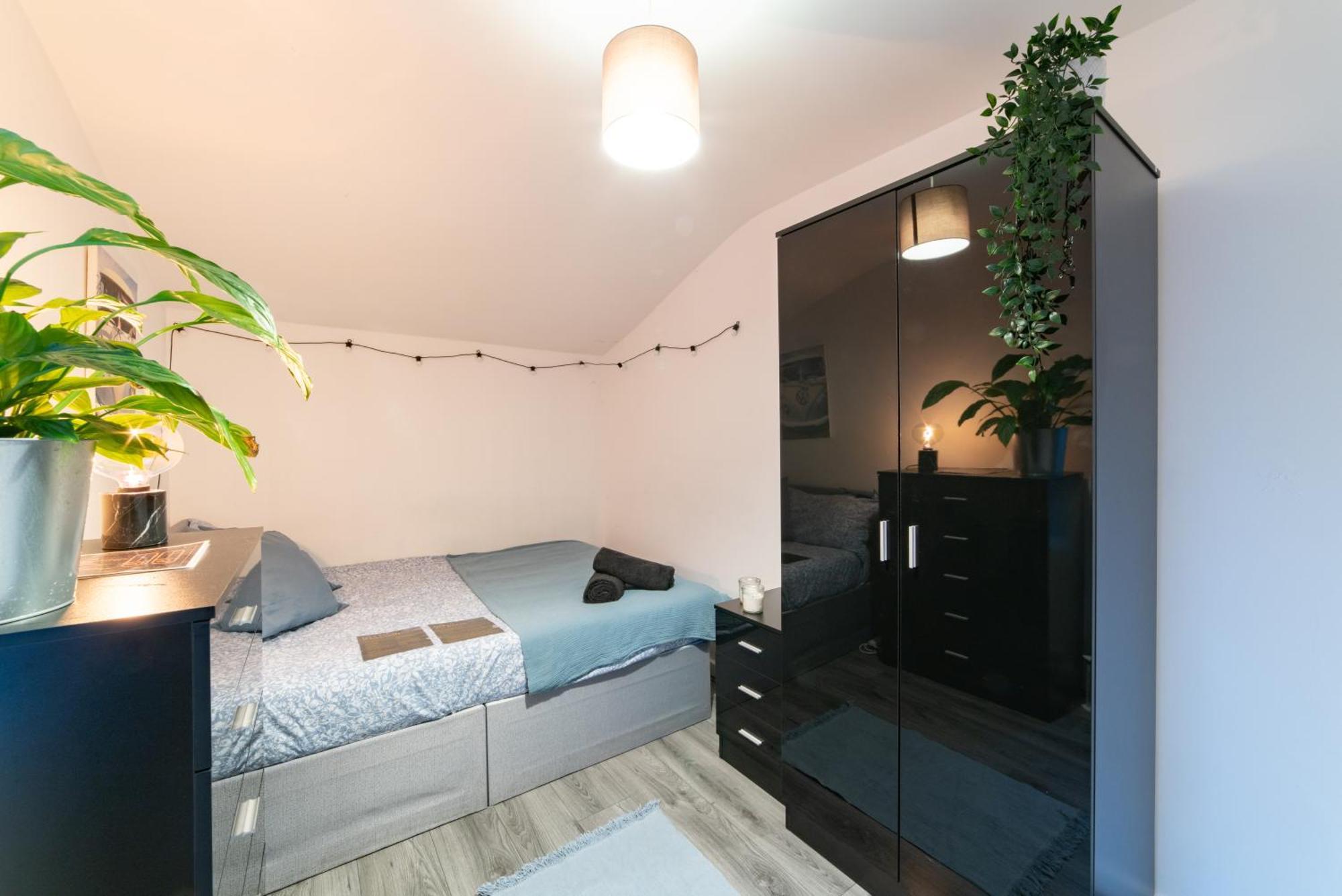 Cozy Rooms In Shared Accommodation Near Anfield Stadium With Parking And Wifi Liverpool Buitenkant foto