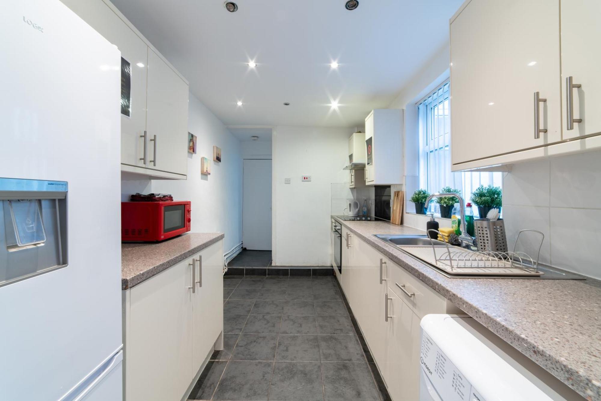 Cozy Rooms In Shared Accommodation Near Anfield Stadium With Parking And Wifi Liverpool Buitenkant foto