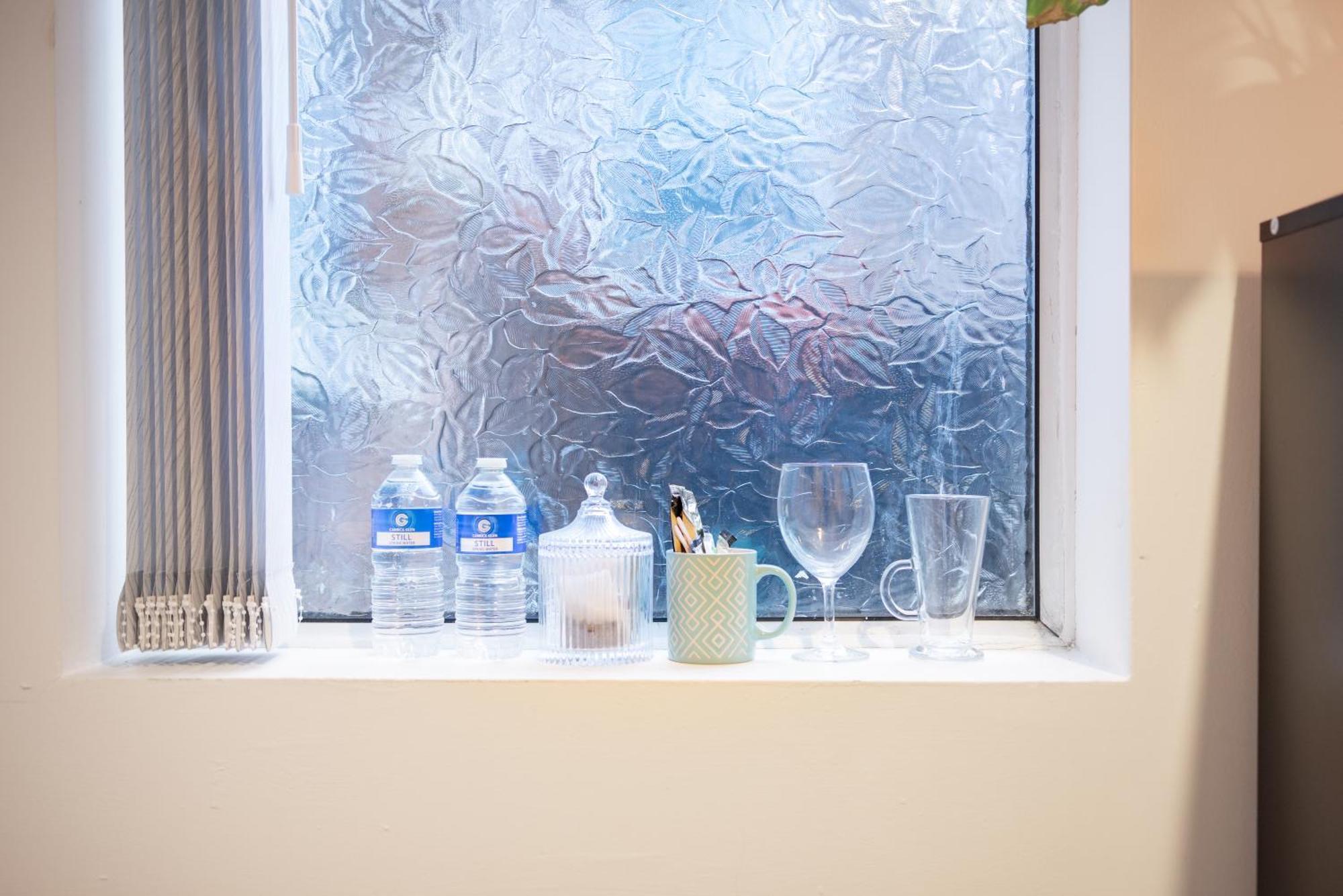 Cozy Rooms In Shared Accommodation Near Anfield Stadium With Parking And Wifi Liverpool Buitenkant foto